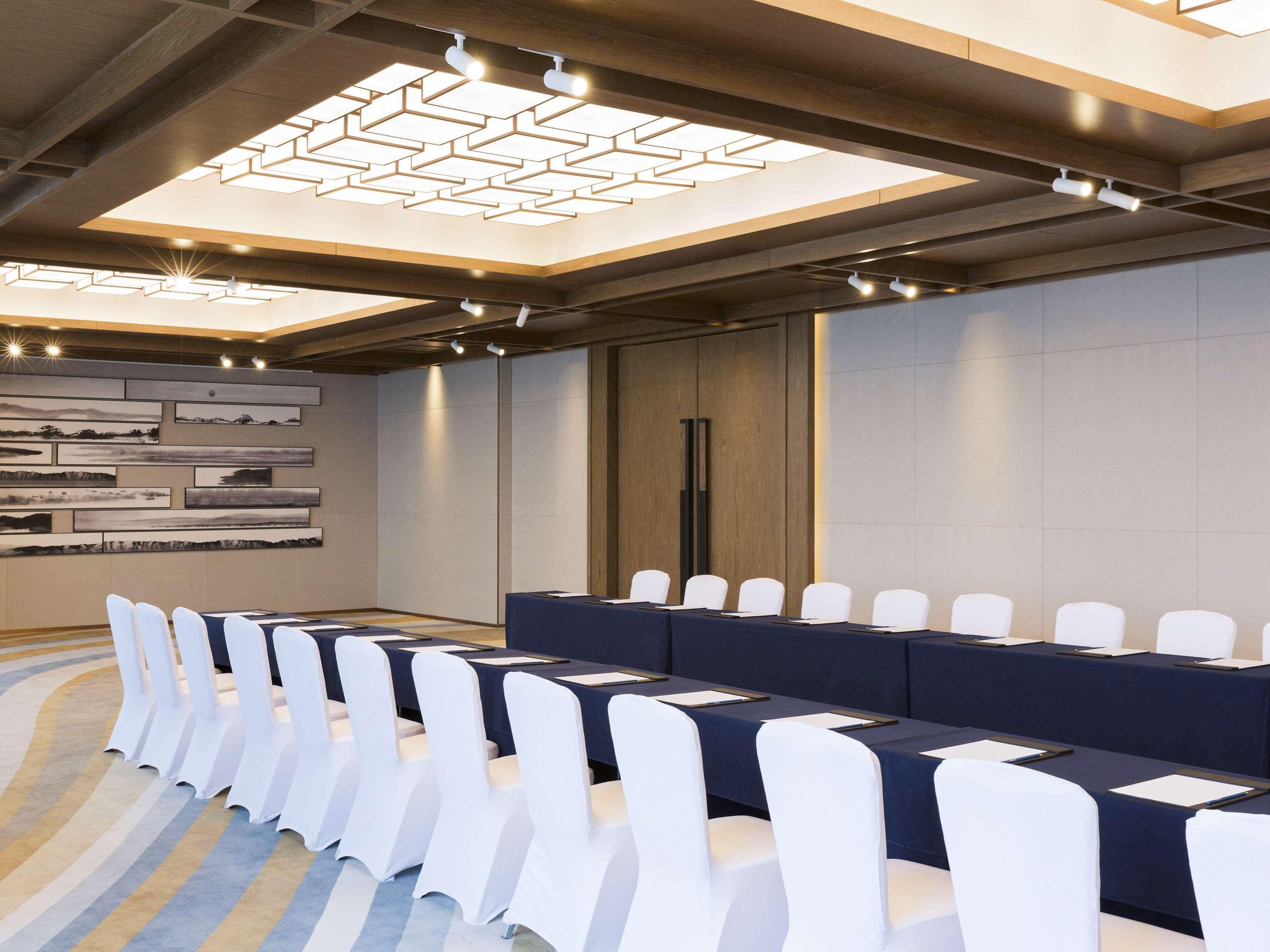 Novotel Rizhao Suning Exterior photo